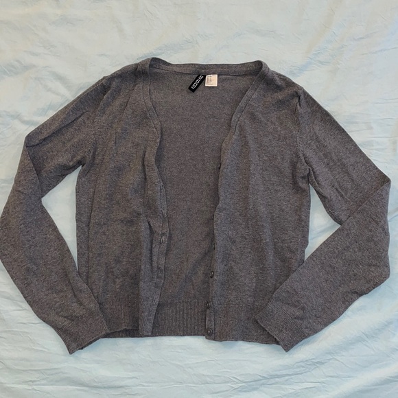 Cardigan - Picture 1 of 3